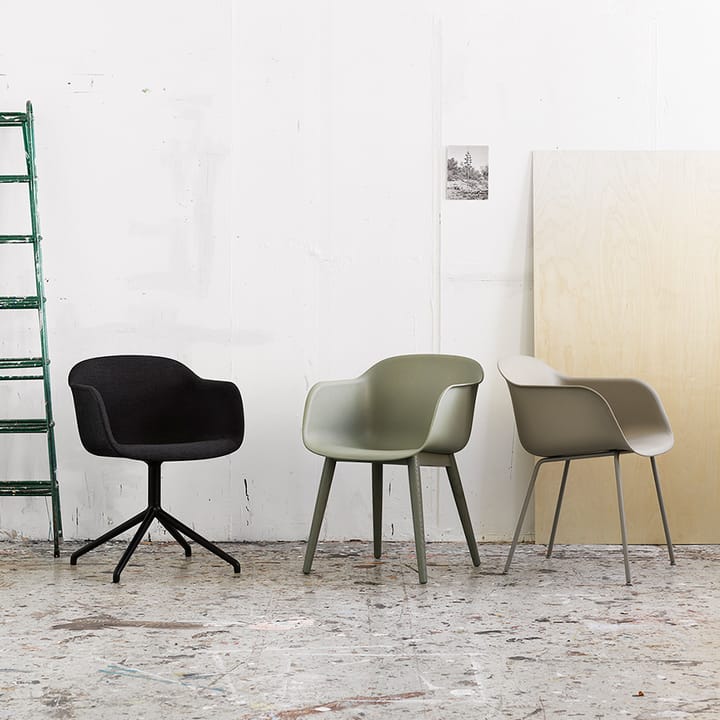 Fiber karmstol tube base, Remix 183-black Muuto
