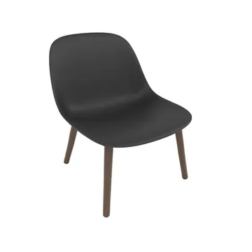 Fiber loungestol wood base - black, mørkebrunbeisede ben - Muuto