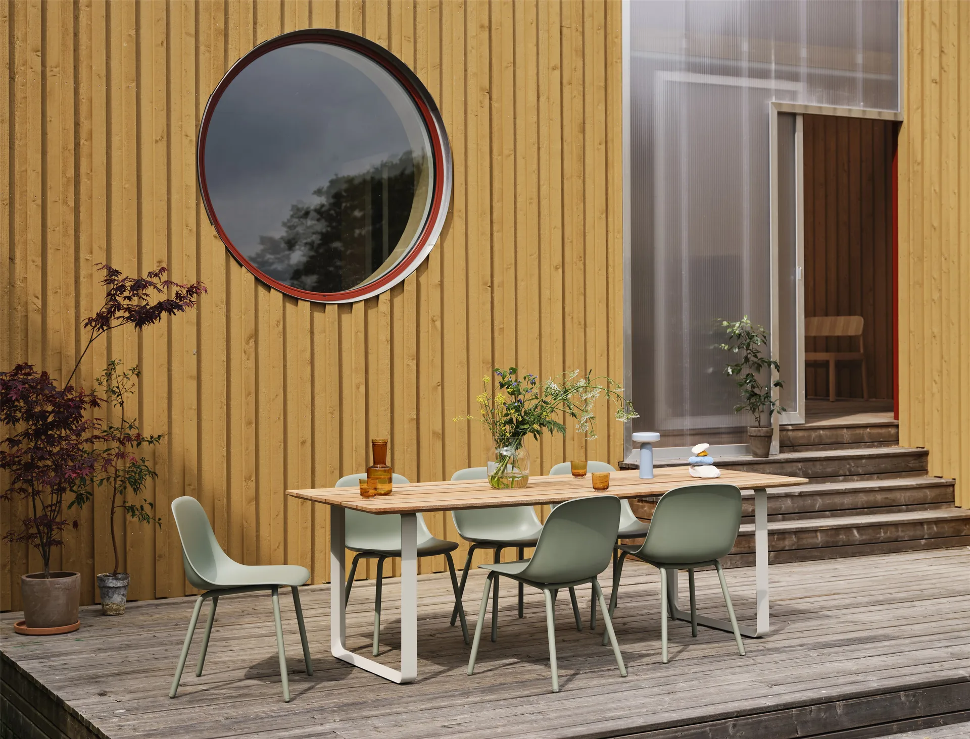 Fiber Outdoor Side Chair med stålben, Dusty green Muuto