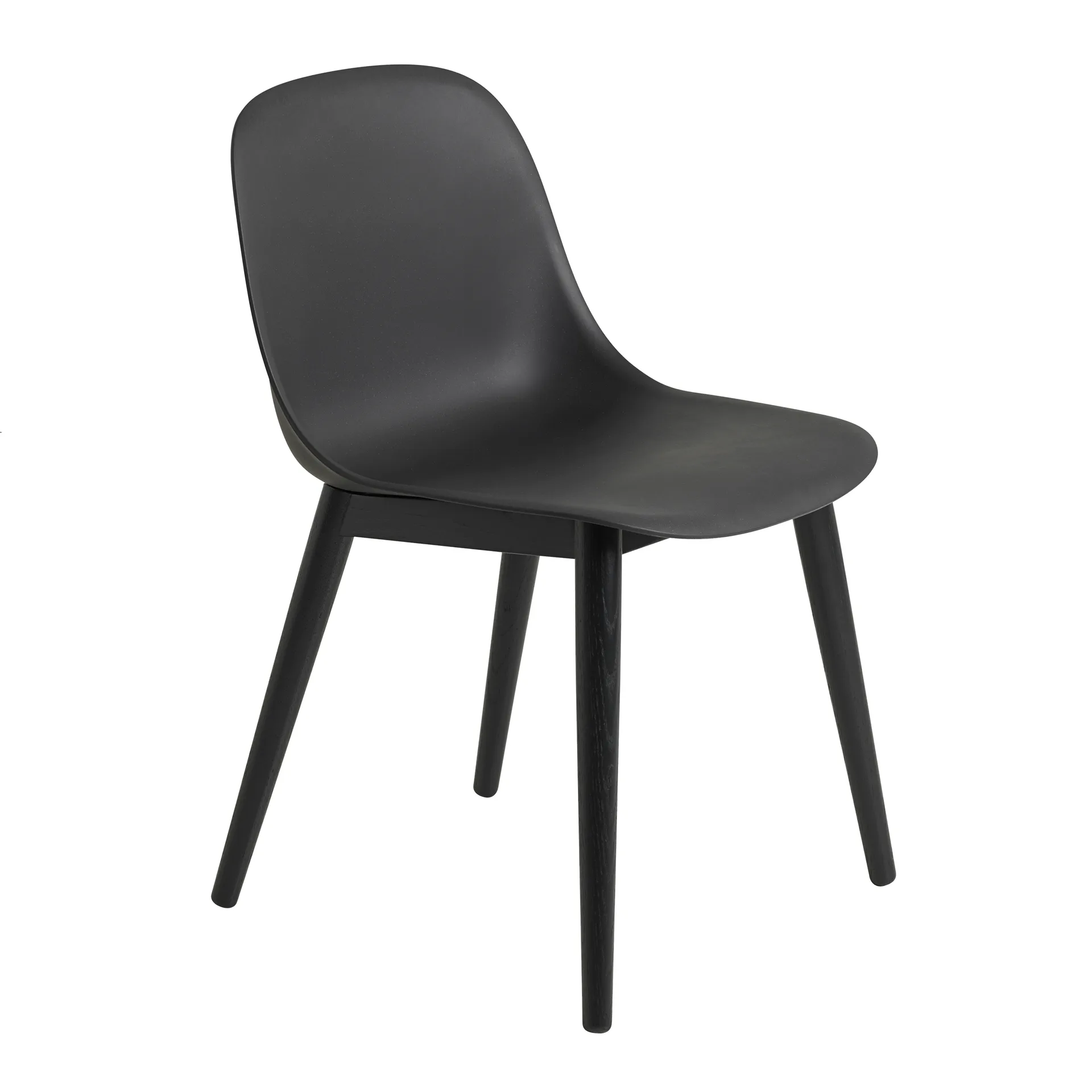 Fiber Side Chair stol med trebein, Svart Muuto