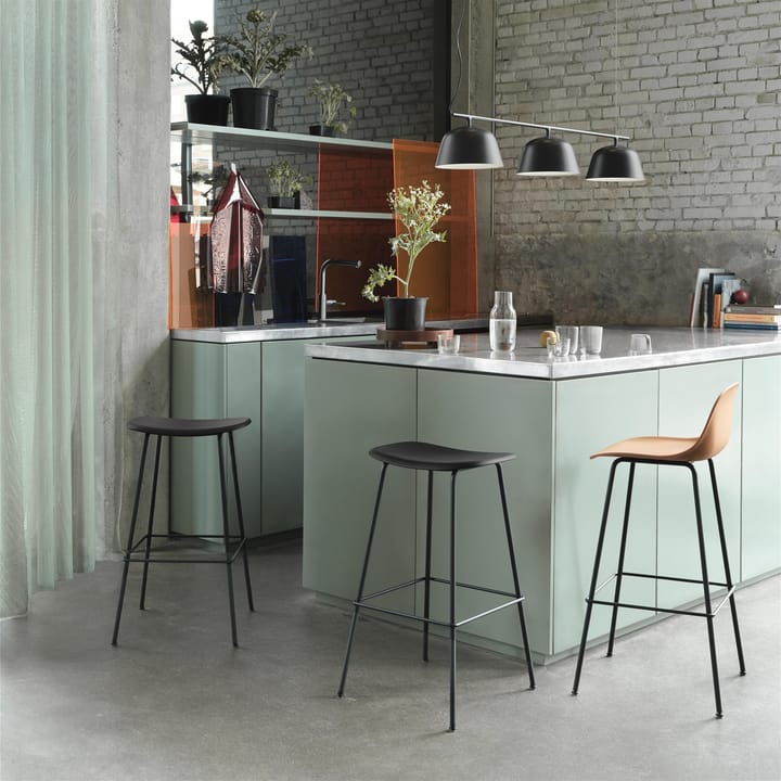 Fiber Tube barstol ryggstøtte 65 cm, ockra-svart Muuto