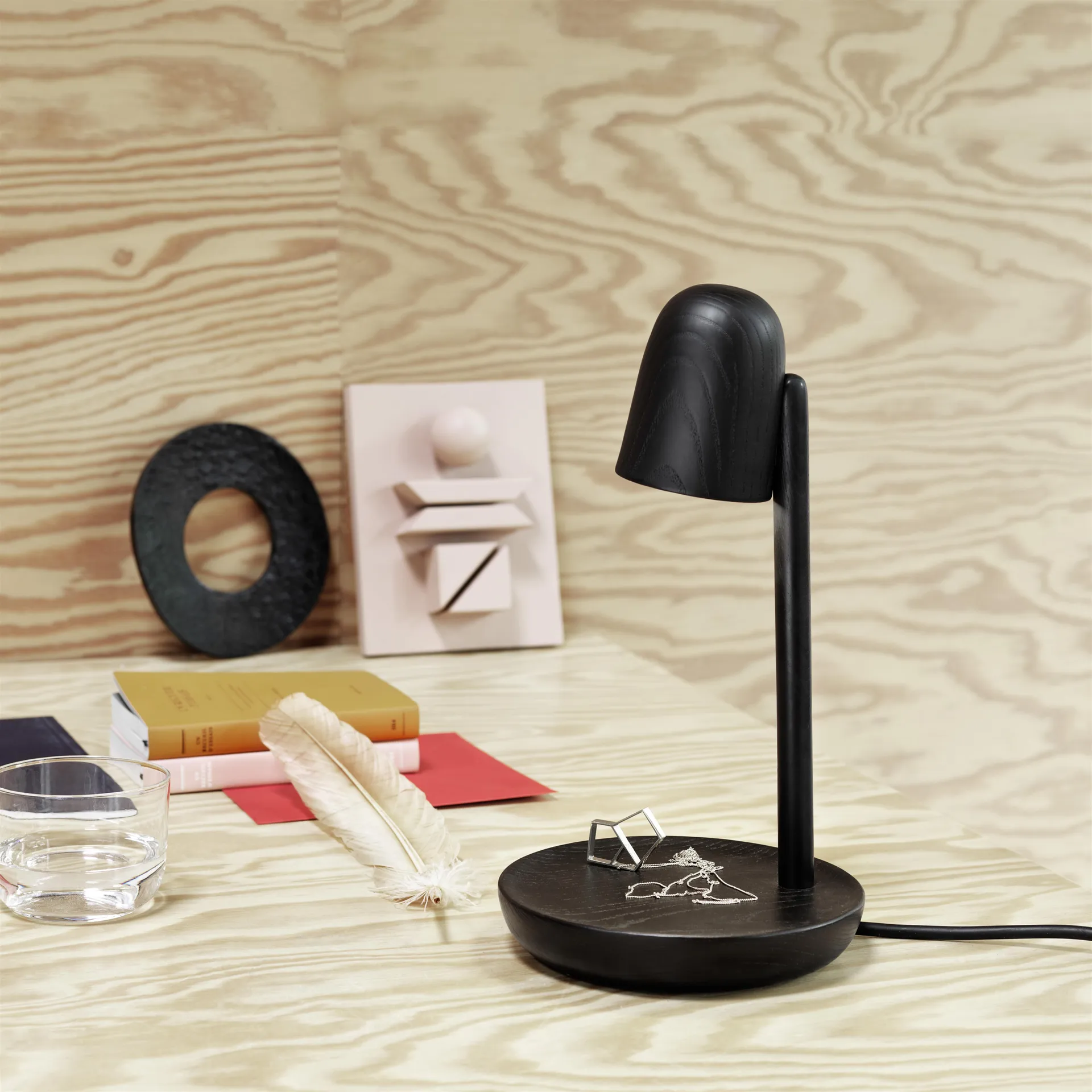 Focus bordlampe, svart Muuto