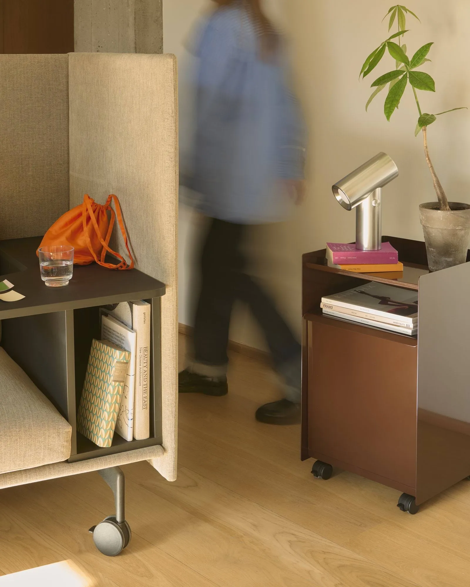 Folded Trolley tralle åpen, Black, 37,4x61,5x37,2 cm Muuto