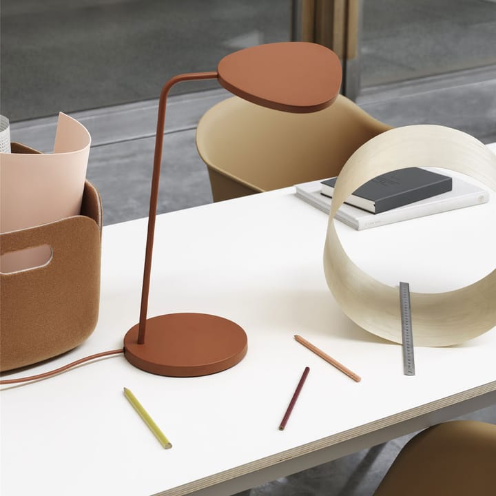 Leaf bordlampe - Copper brown - Muuto