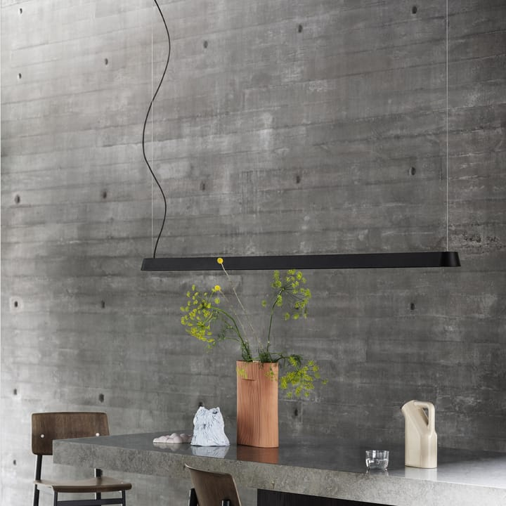 Linear pendel - black, 87,2 cm - Muuto