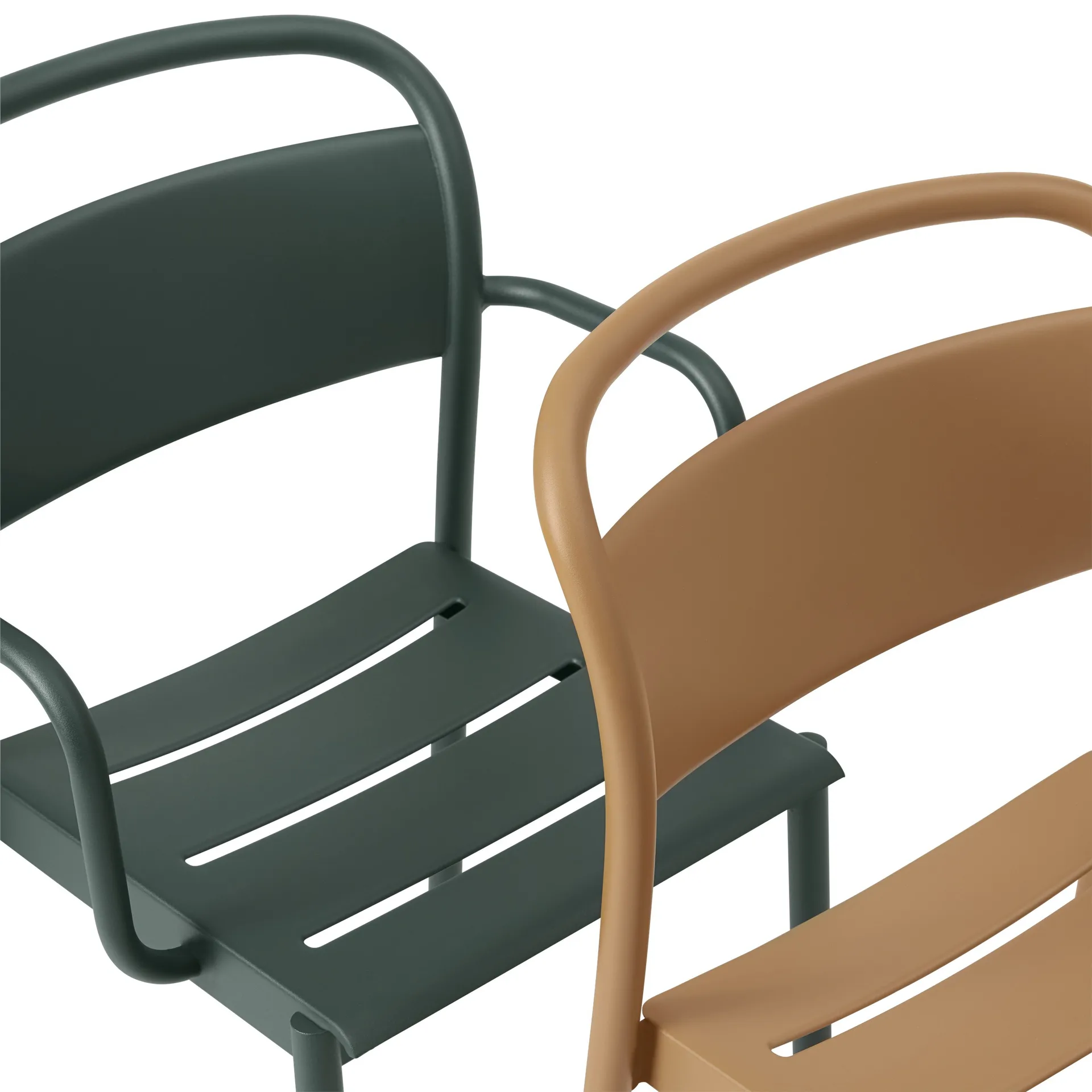 Linear Steel Armchairstol med armlener, Dark green Muuto