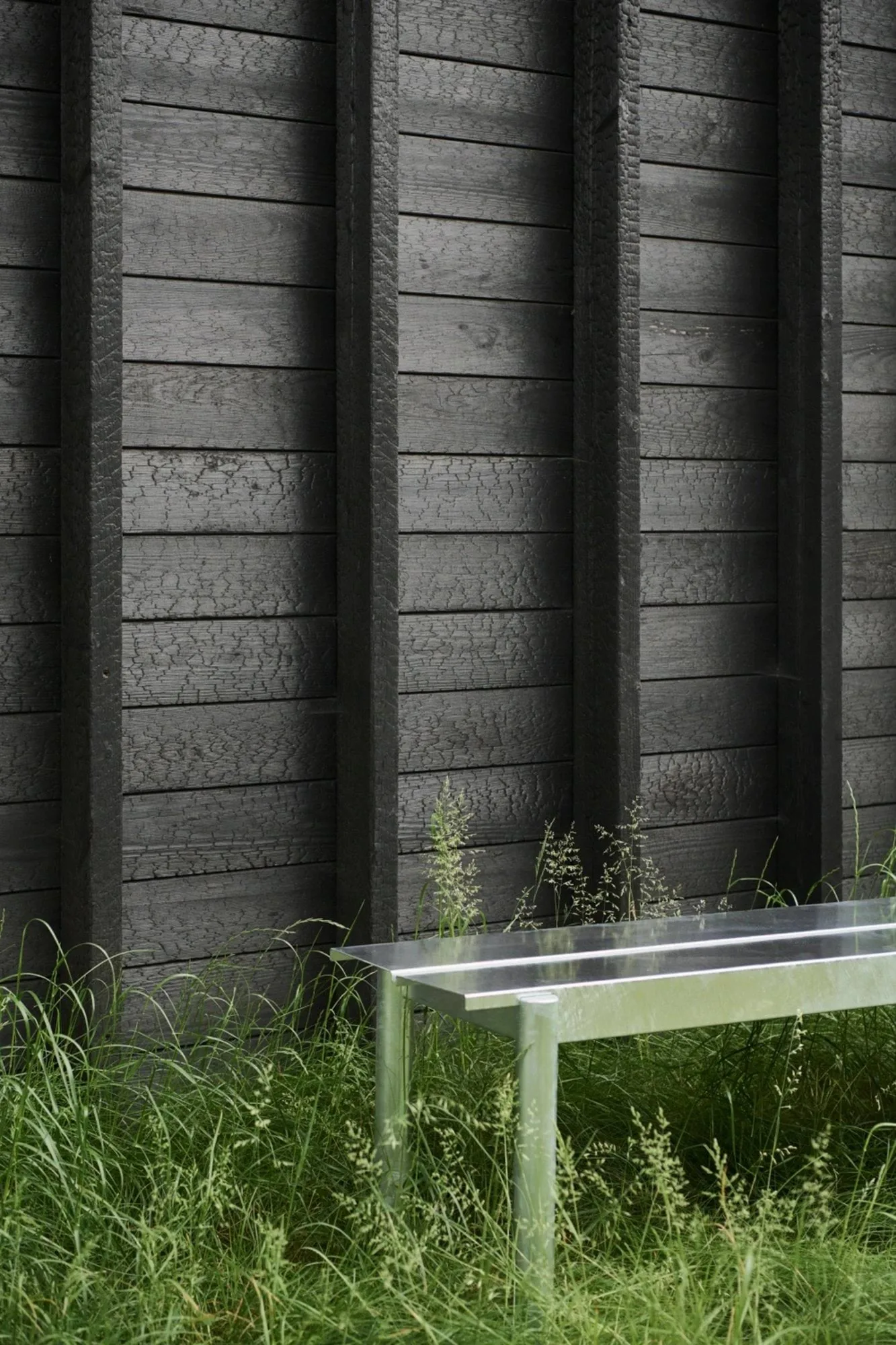 Linear Steel Bench benk 110x34 cm, Warm galvanized steel Muuto