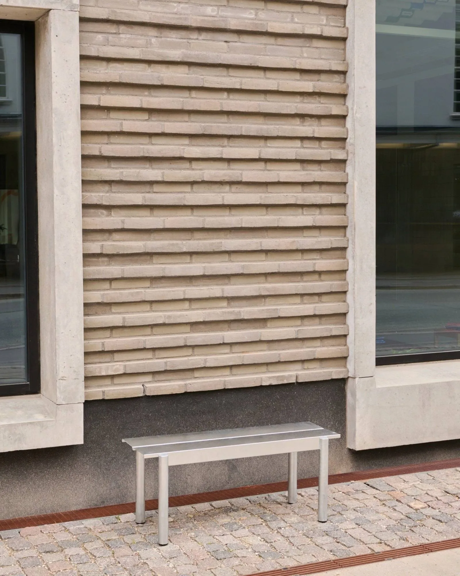 Linear Steel Bench benk 170x34 cm, Warm galvanized steel Muuto