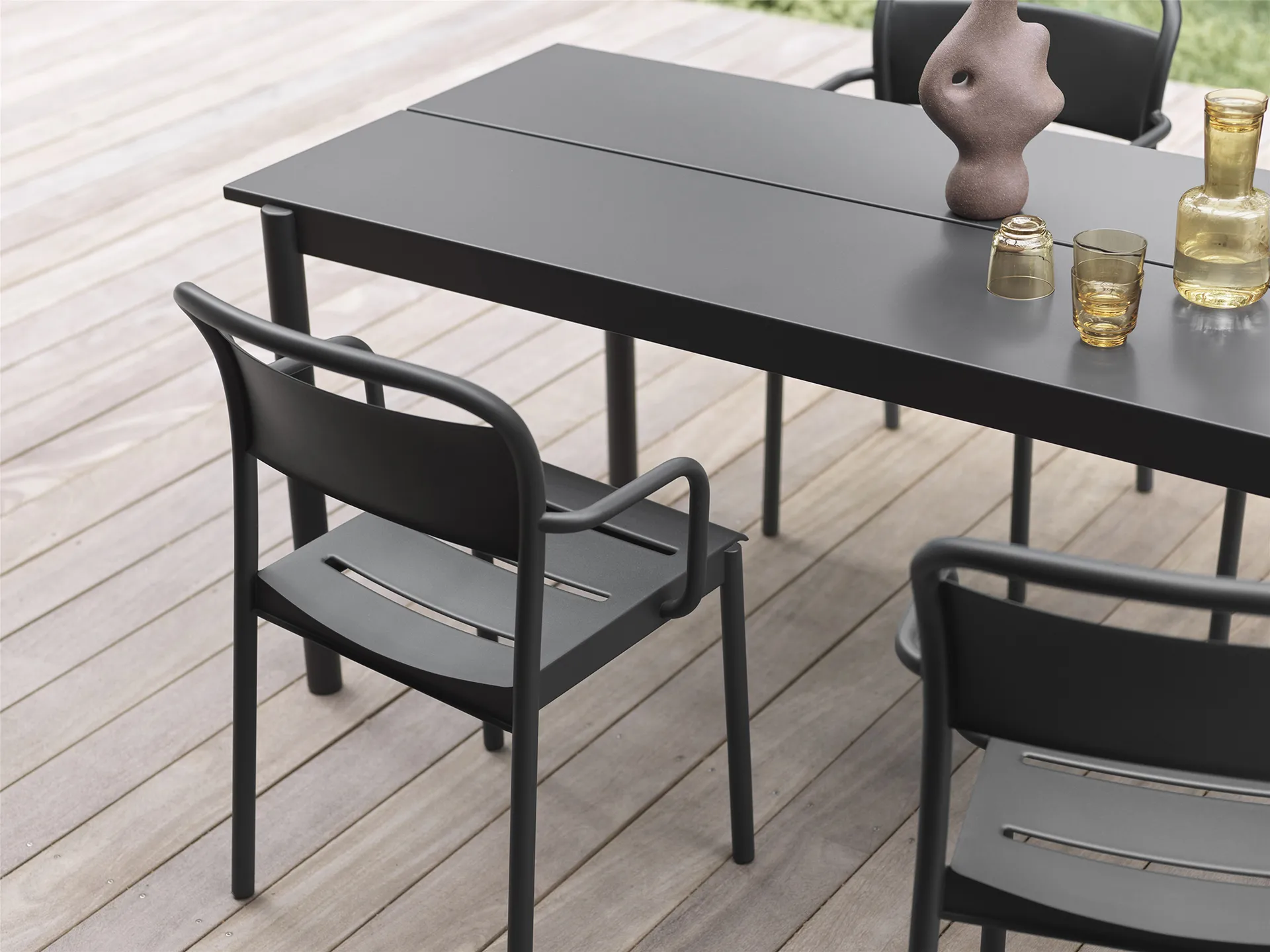 Linear Steel Table bord 200x75 cm, Black Muuto