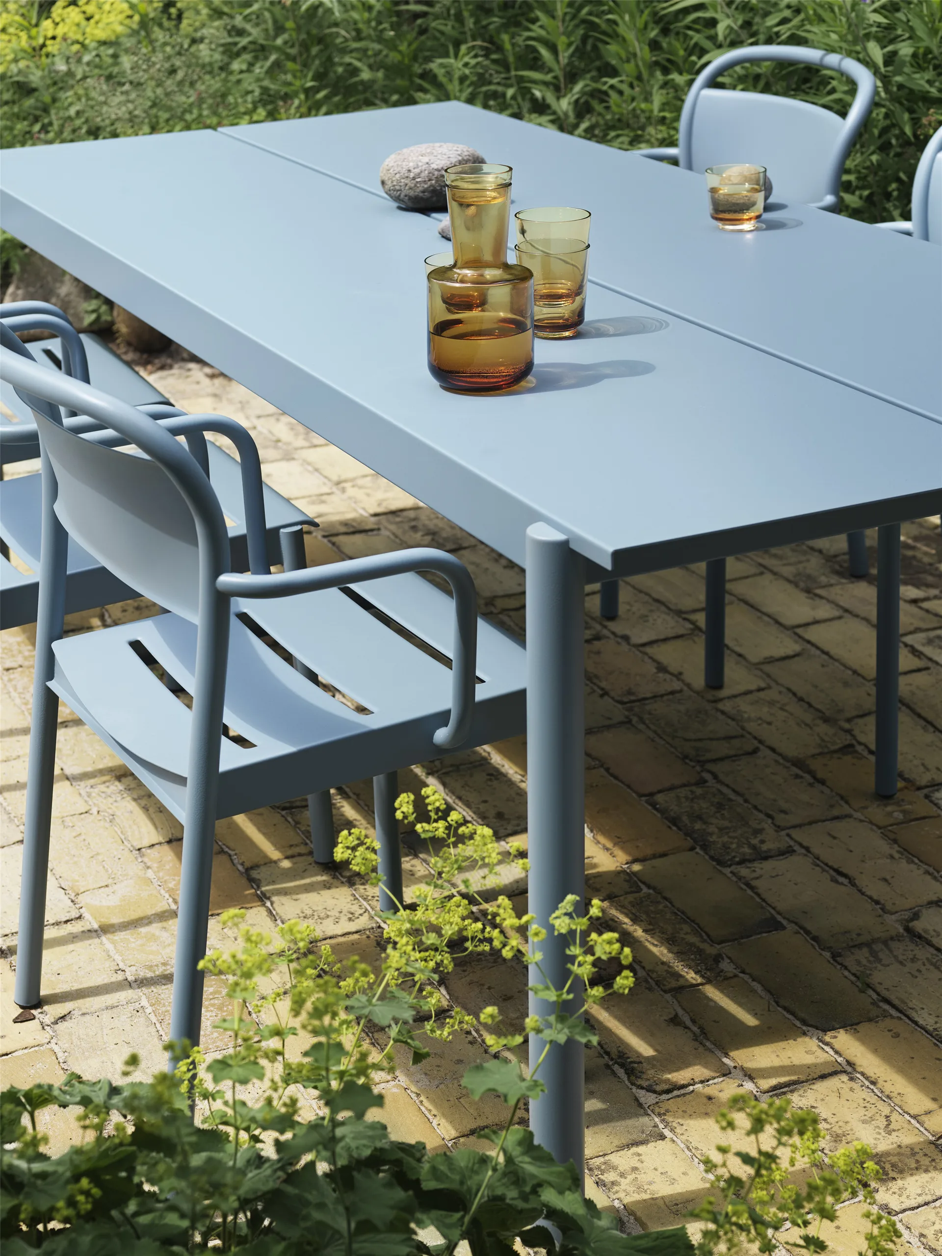 Linear Steel Table bord 200x75 cm, Pale blue Muuto