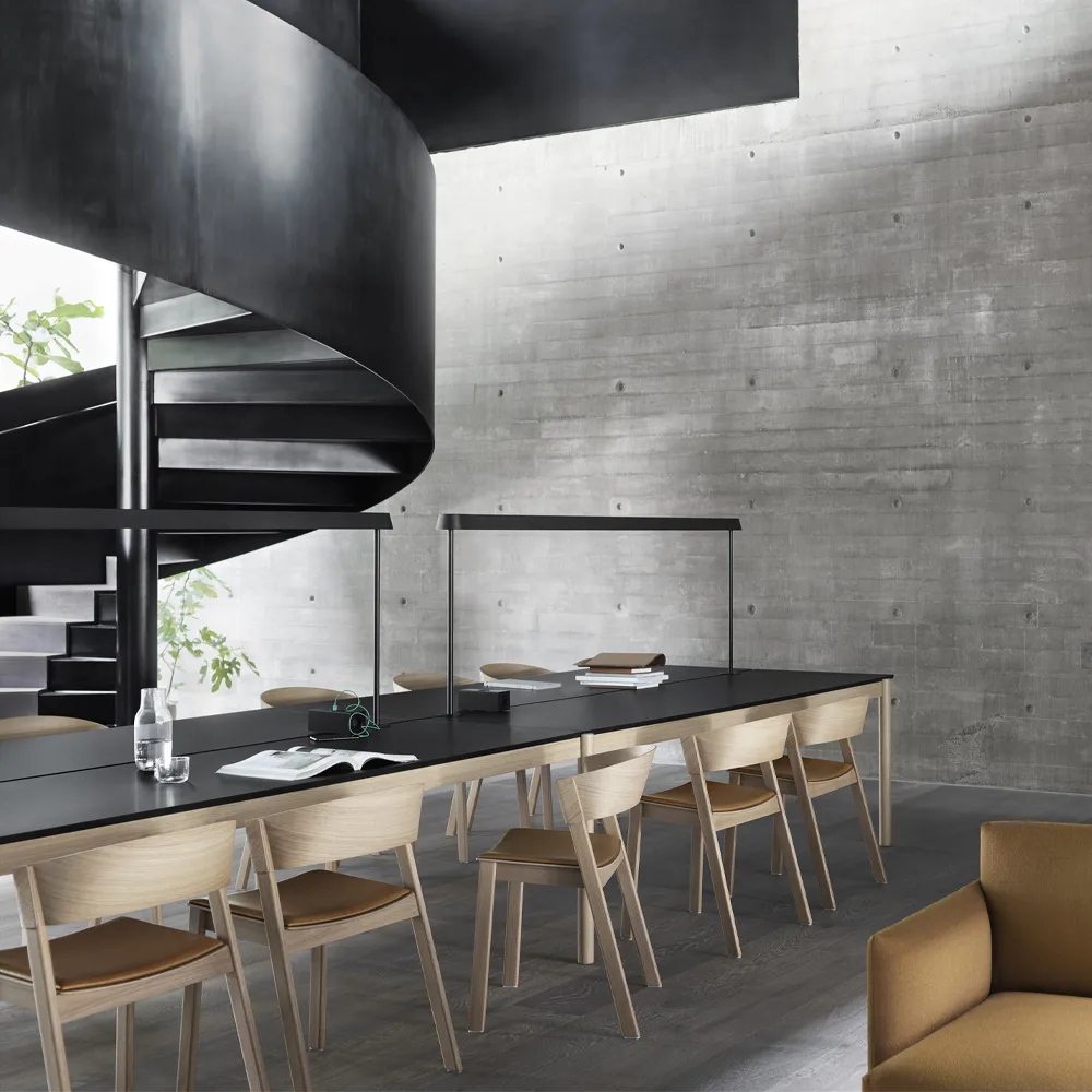 Linear System End Module bord, Black-Oak 240 x 142 cm Muuto