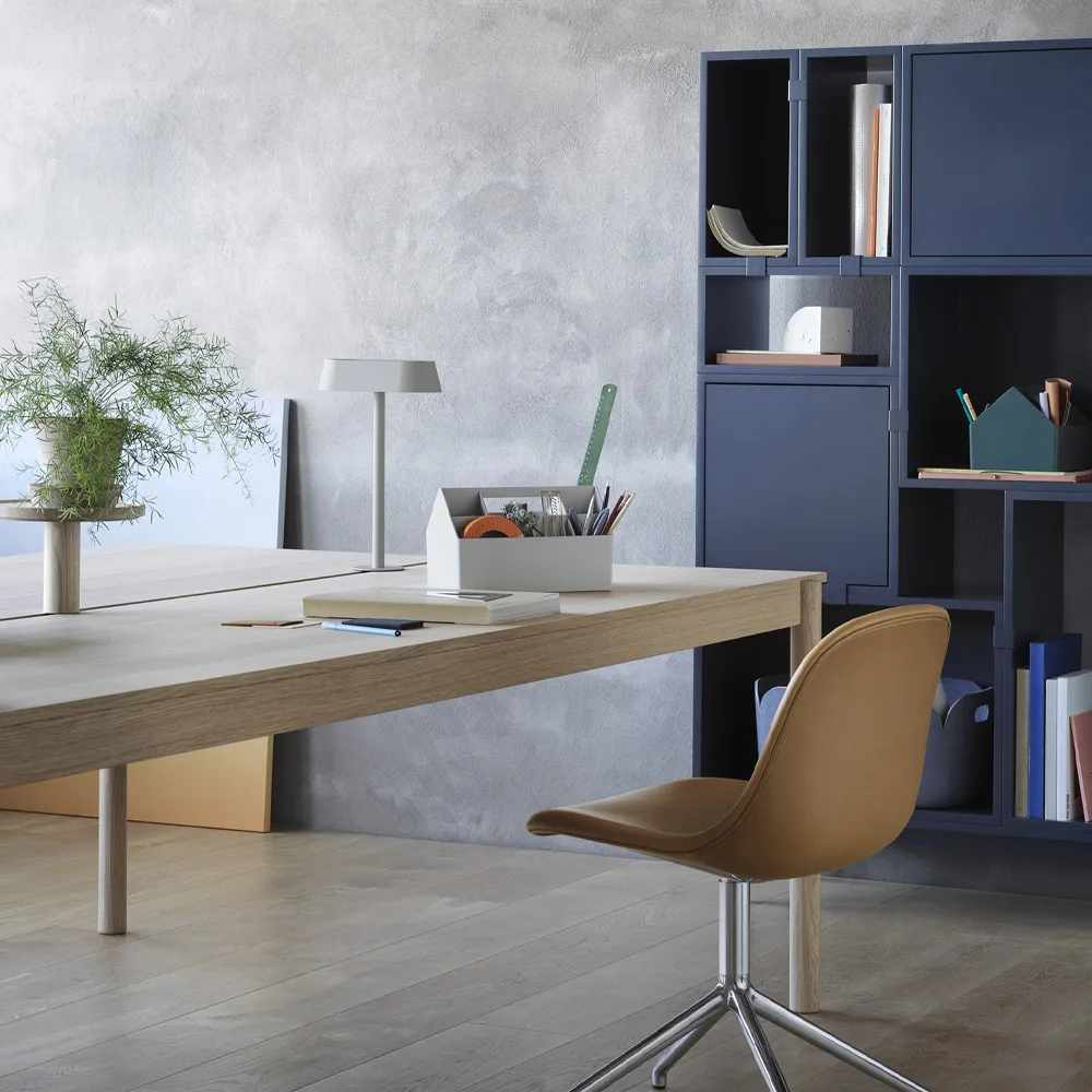 Linear System End Module bord, Oak veener-Oak 142 x 120 cm Muuto