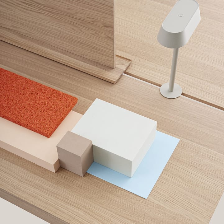 Linear System skjerm, Oak 178 cm Muuto