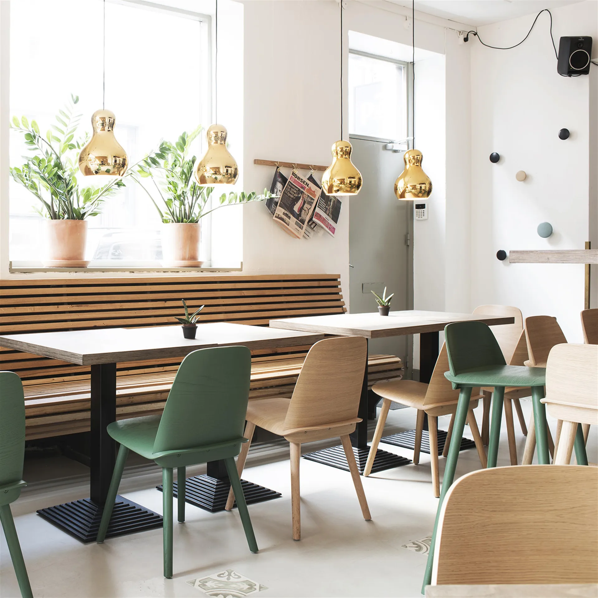 Nerd matstol, mörkgrønn Muuto