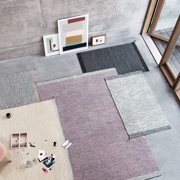 Ply ullteppe 170x240 cm, svart-hvit Muuto