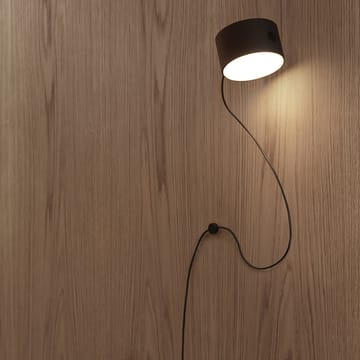 Post ledningfeste til vegglampe - Svart - Muuto