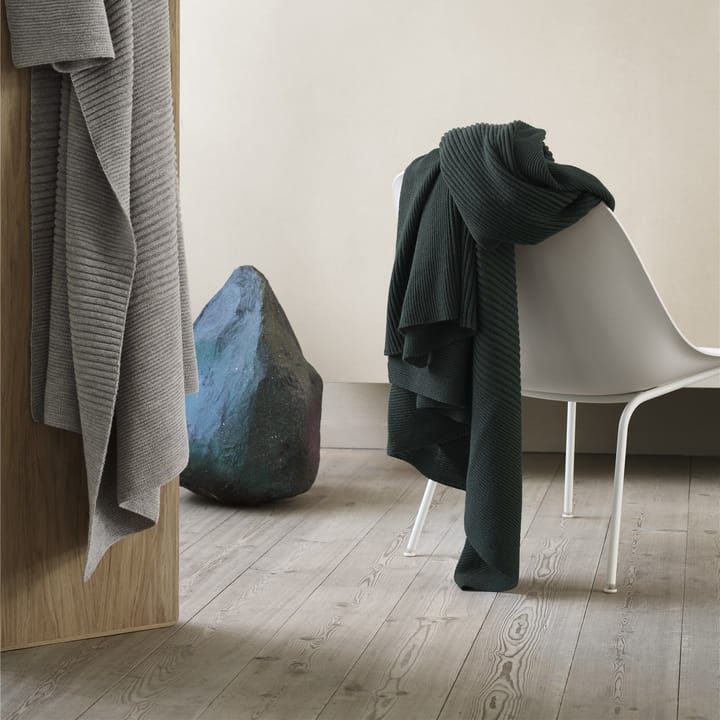 Rhythm ullpledd 130x160 cm, Dark green Muuto