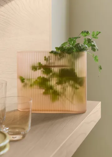 Ridge vase frostet glass 16,5 cm - Lyseoransje - Muuto