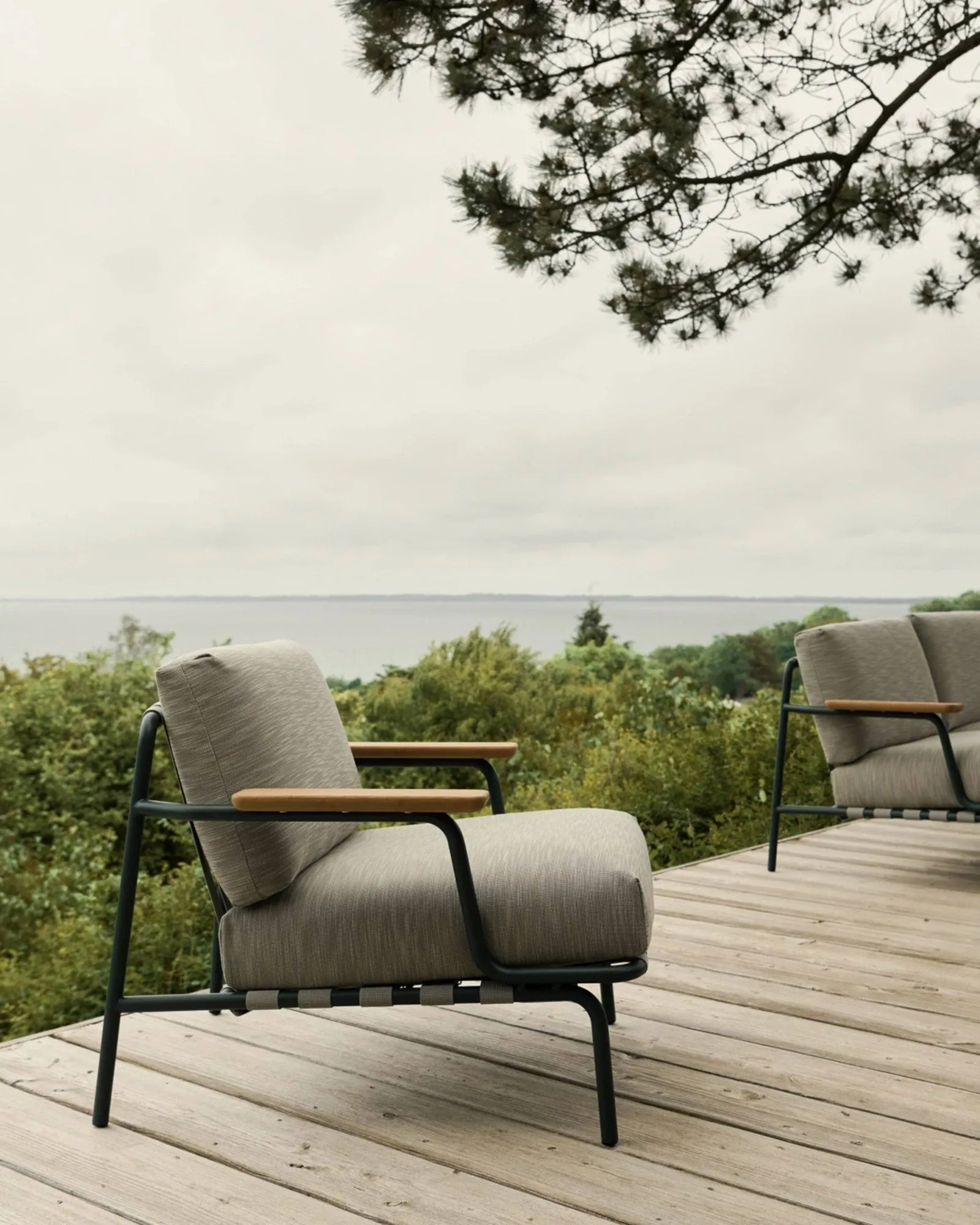 Settle Lounge Chair loungestol, Ribbed Weave 2 Dark green Muuto