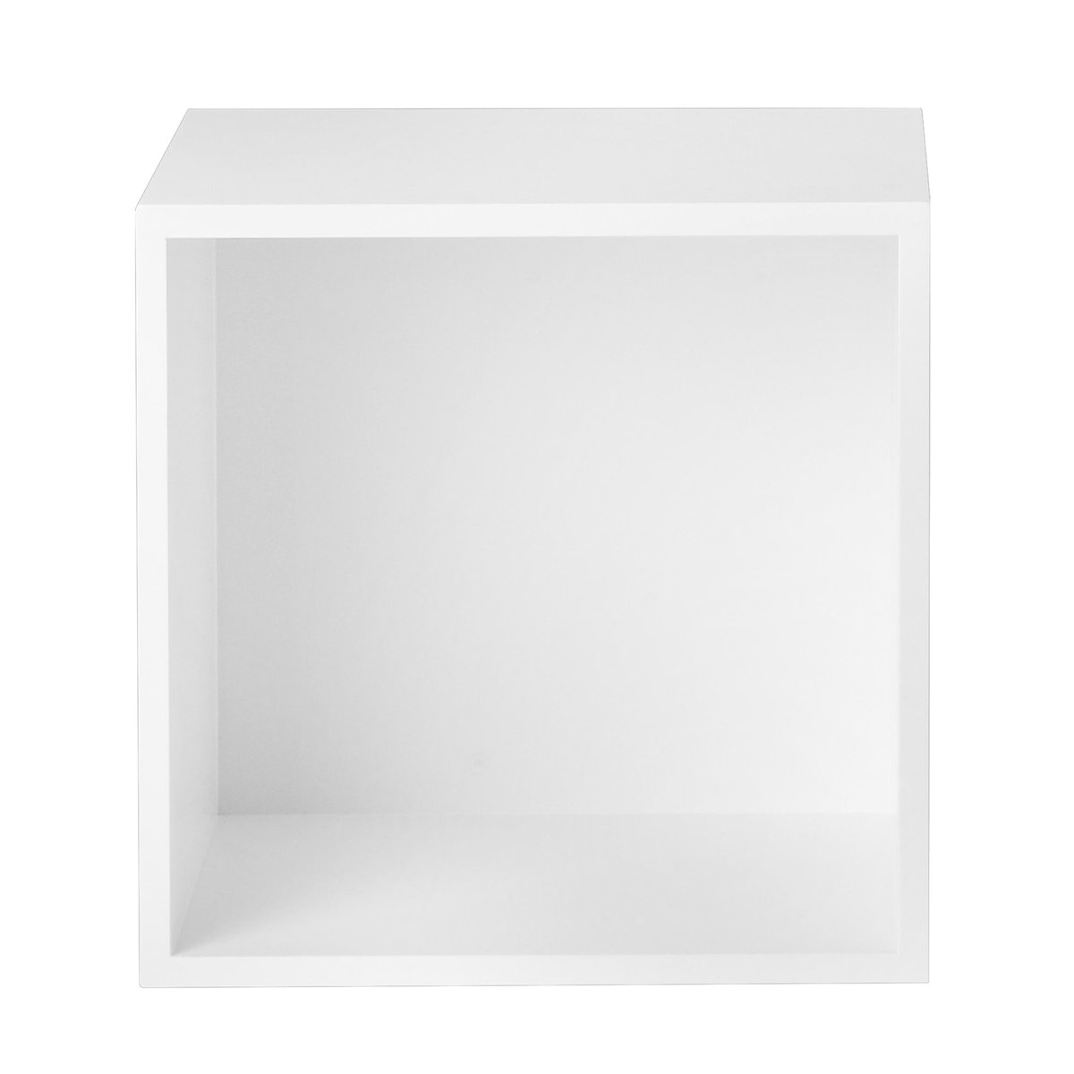 Muuto Stacked 2.0 hyller med ryggskive, medium hvit