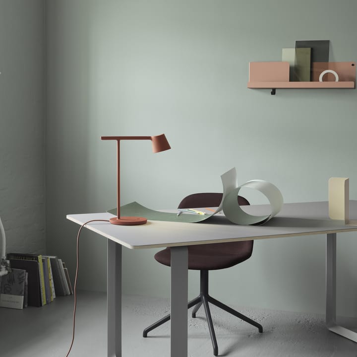 Tip bordlampe, kobberbrun Muuto