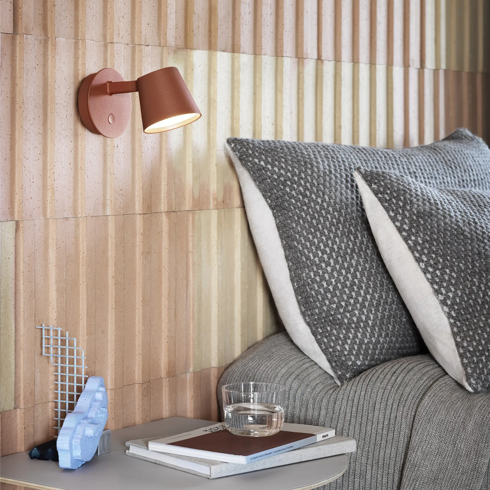 Tip vegglampe, Copper brown Muuto