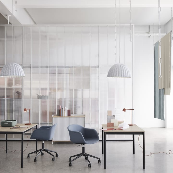 Under the bell taklampe Ø 55 cm, hvitmelerad Muuto
