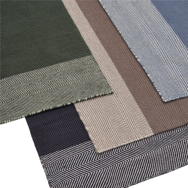 Varjo gulvteppe 170x240 cm, Dark green Muuto