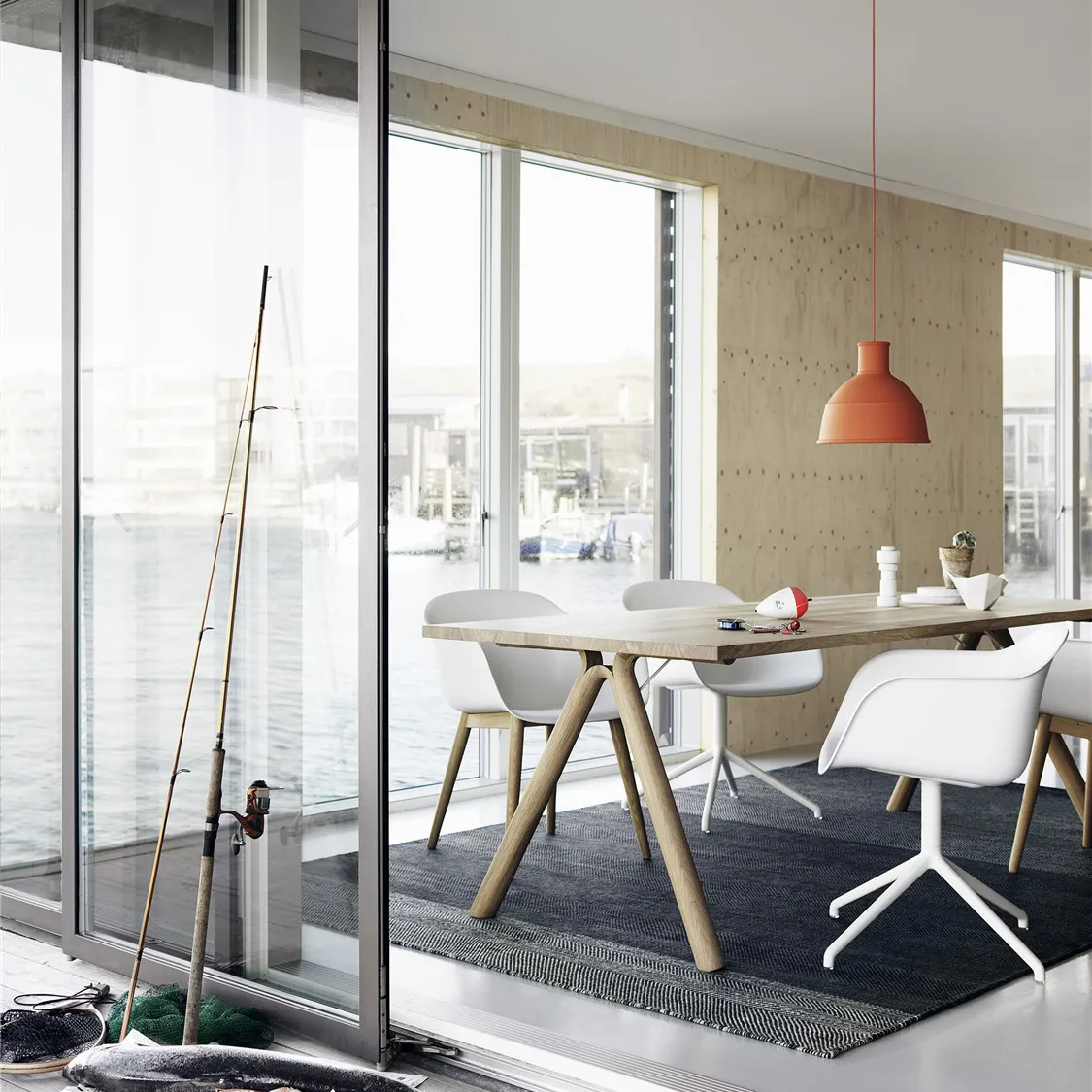 Varjo gulvteppe 170x240 cm, mörkgrå Muuto