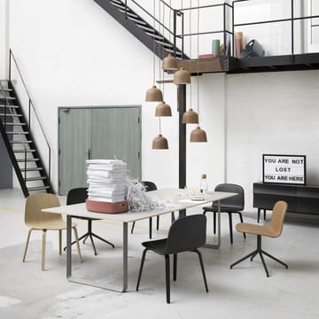 Visu Chair stol understell av tre - svart - Muuto