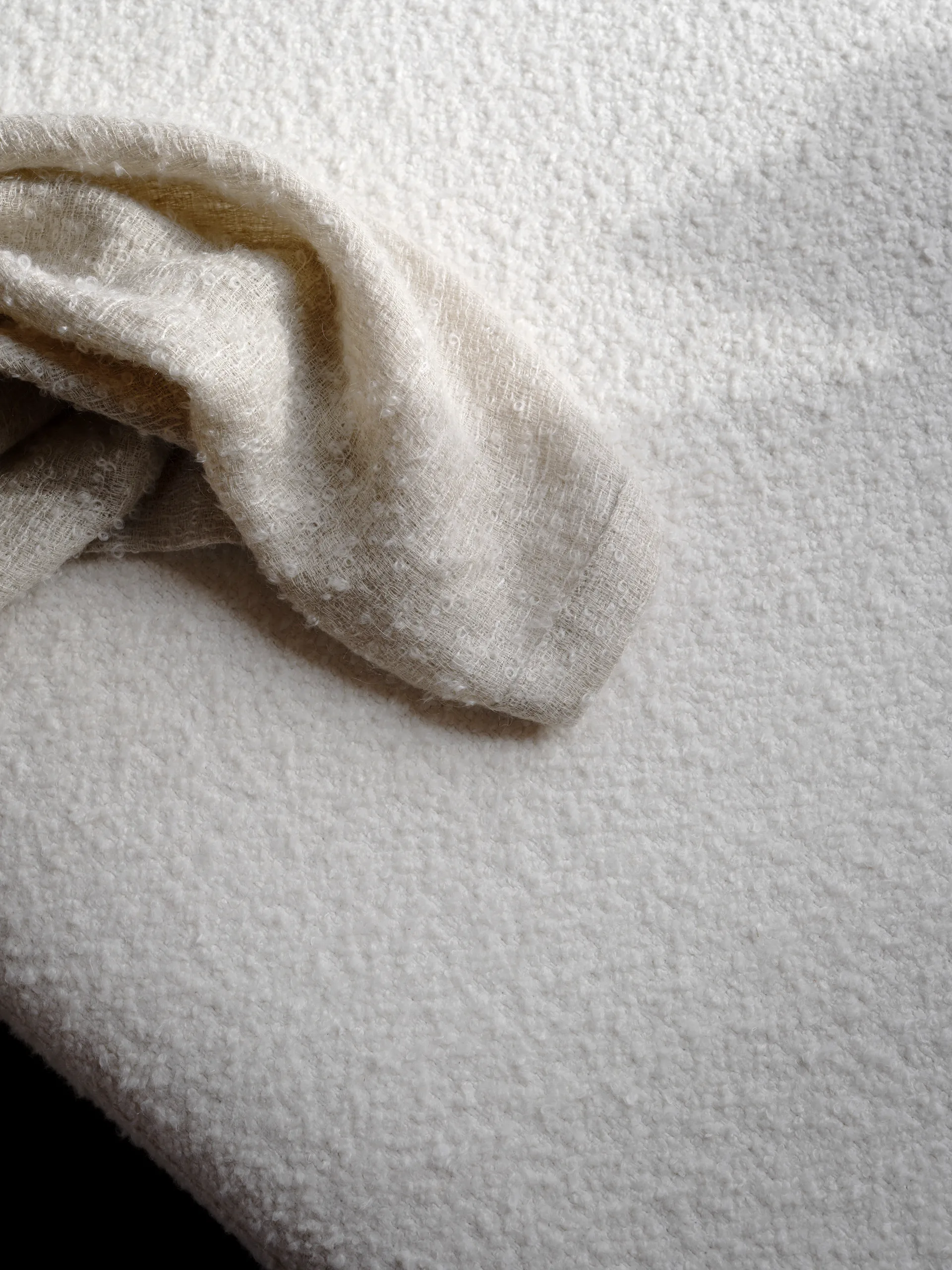 Dagseng Mass 200x75x51 cm, Karakorum ivory 001-walnut New Works