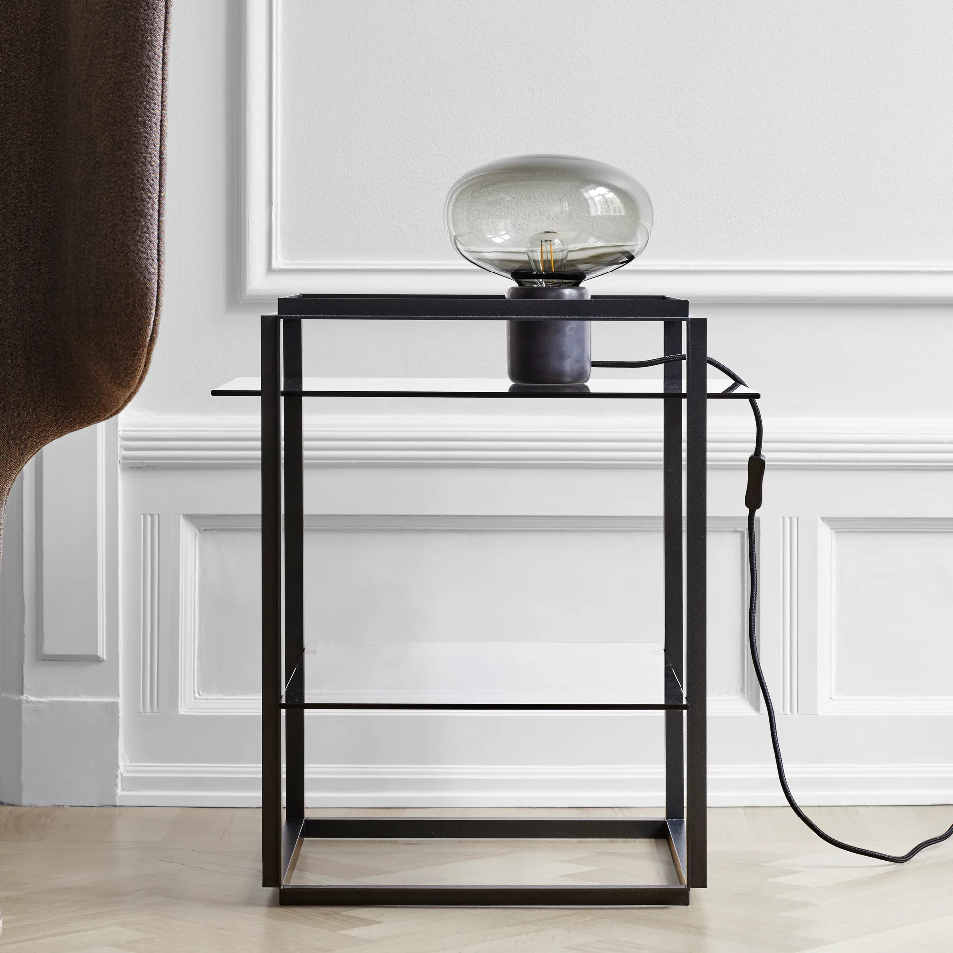 Karl-Johan bordlampe, Black marquina-smoked glass New Works