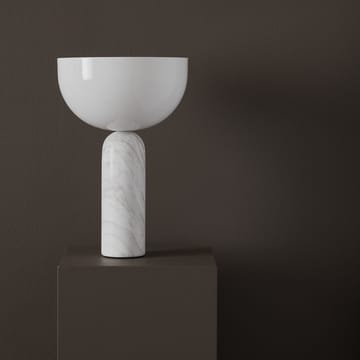 Kizu bordlampe large - White marble - New Works