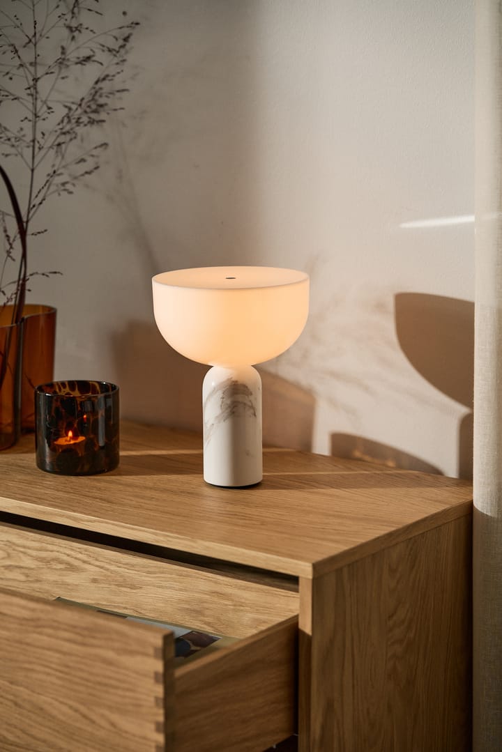 Kizu bærbare bordlampe, White marble New Works