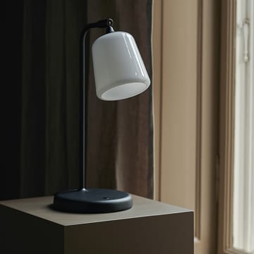 Material bordlampe - White opal glass - New Works