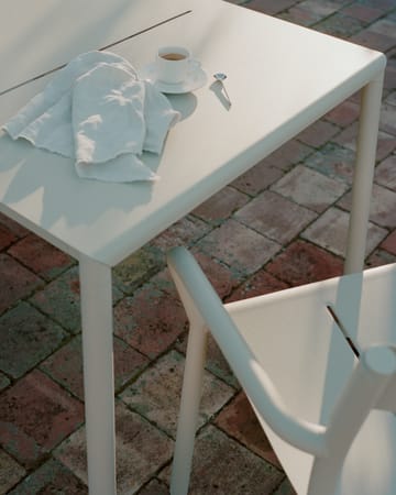 May Tables Outdoor bord 85x85 cm - Light Grey - New Works