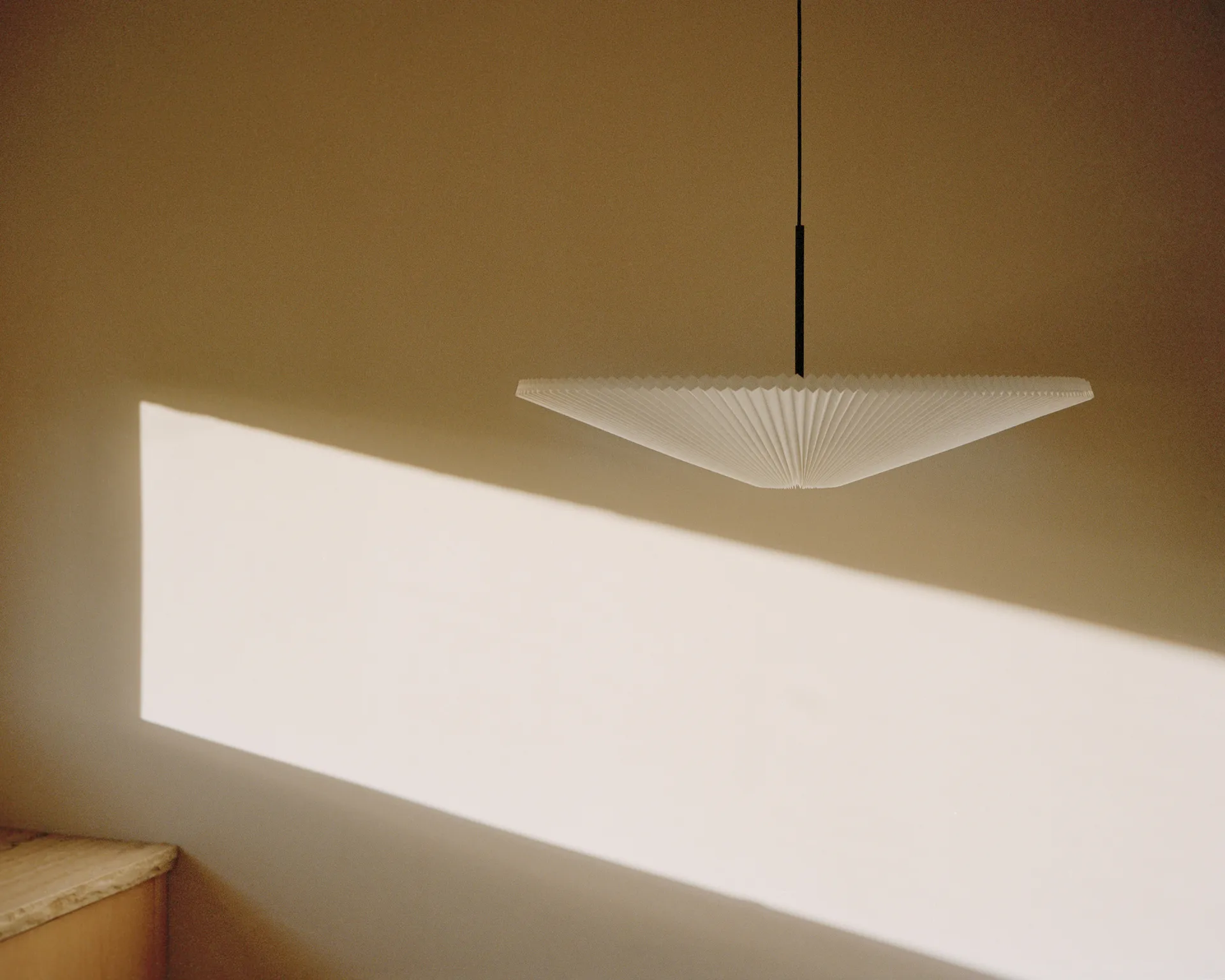 Nebra Small pendel Ø40-70 cm, White New Works