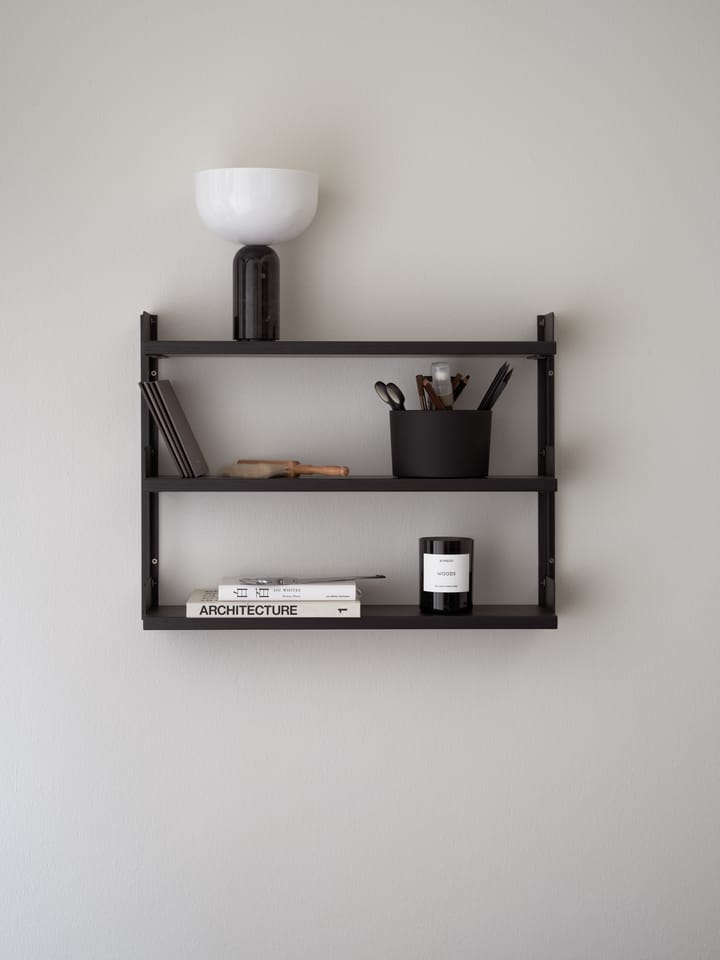 New Works Tea Shelf vegghengt hylle 46x62,5 cm, Svart ask New Works