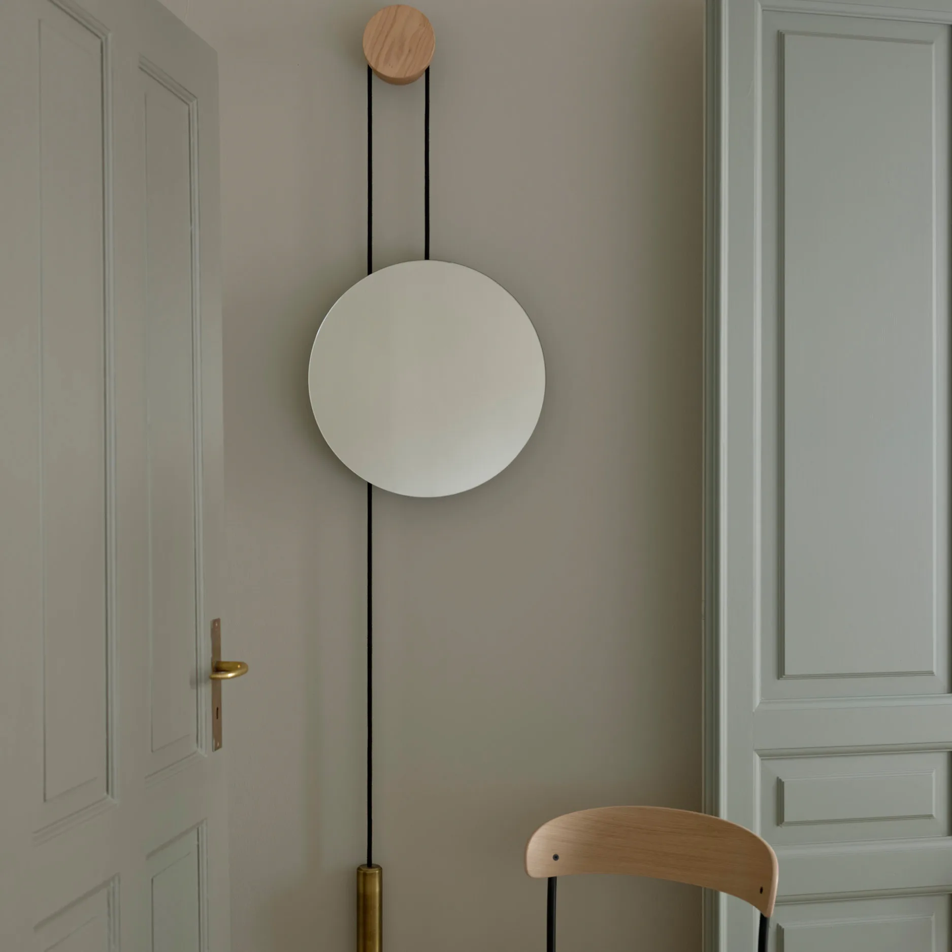 Rise and Shine speil, Natural oak-brass weight New Works