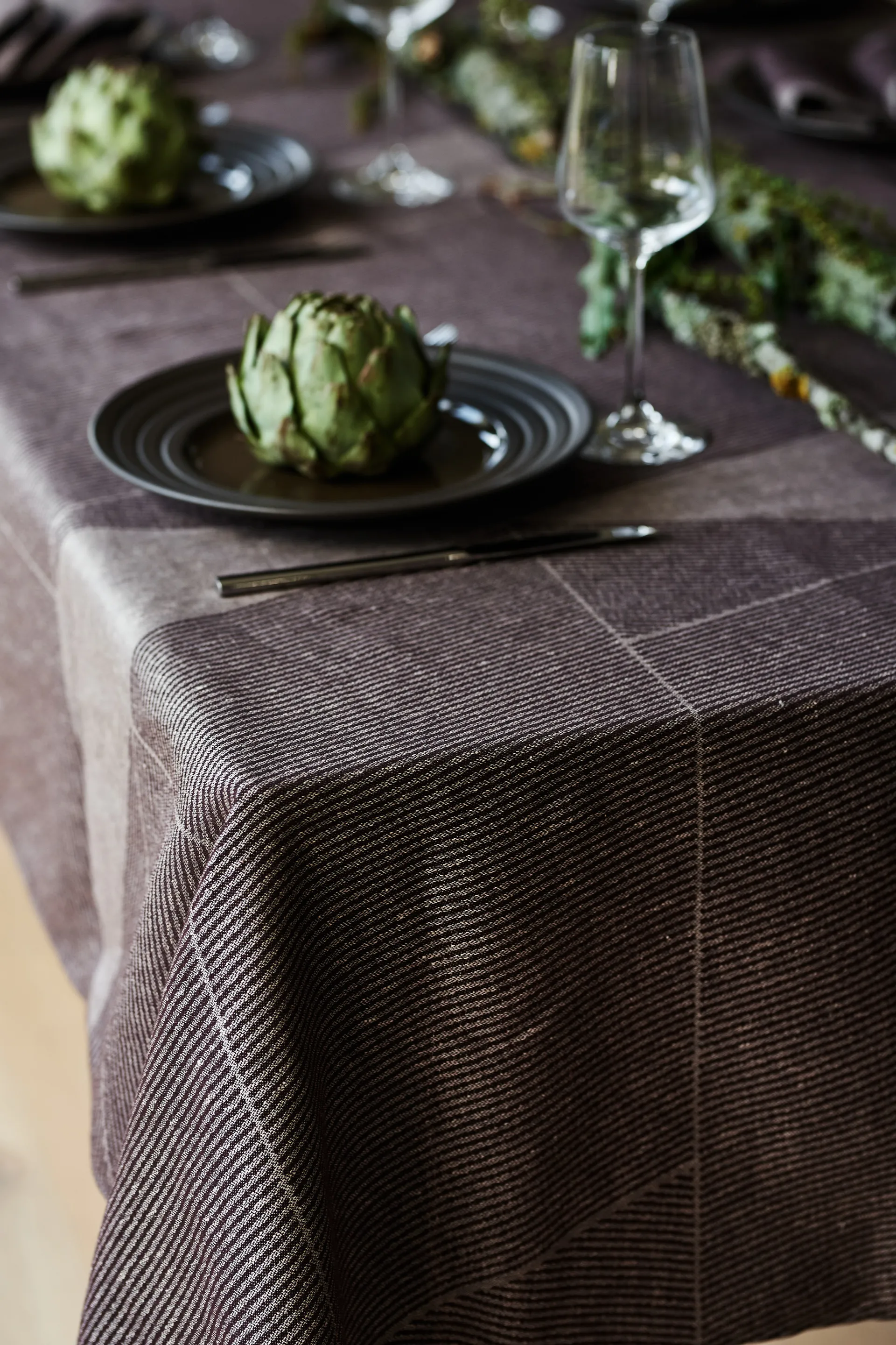 Geometric duk 147 x 250 cm, Brun-hvit NJRD