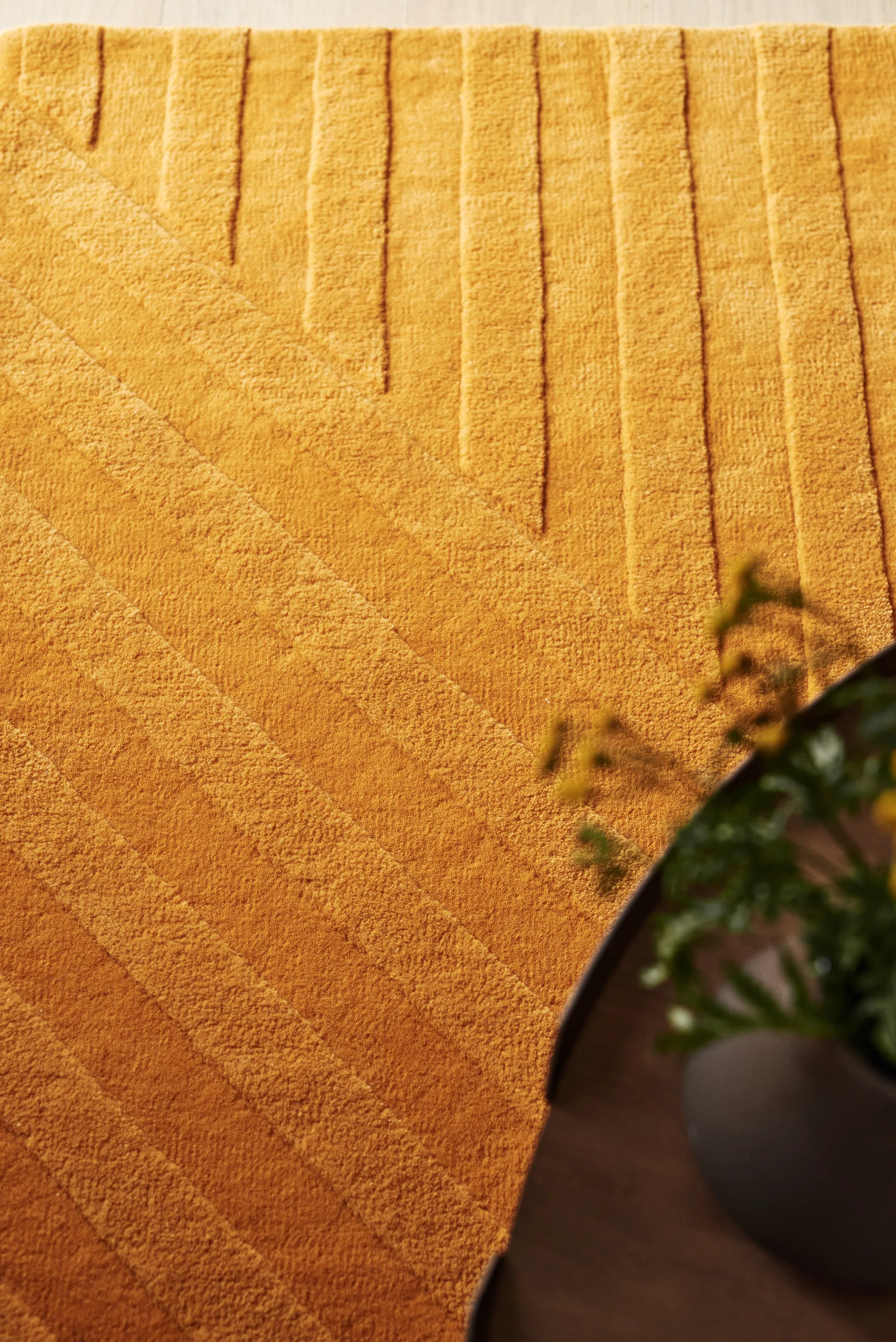 Levels ullteppe stripes gul, 170 x 240 cm NJRD