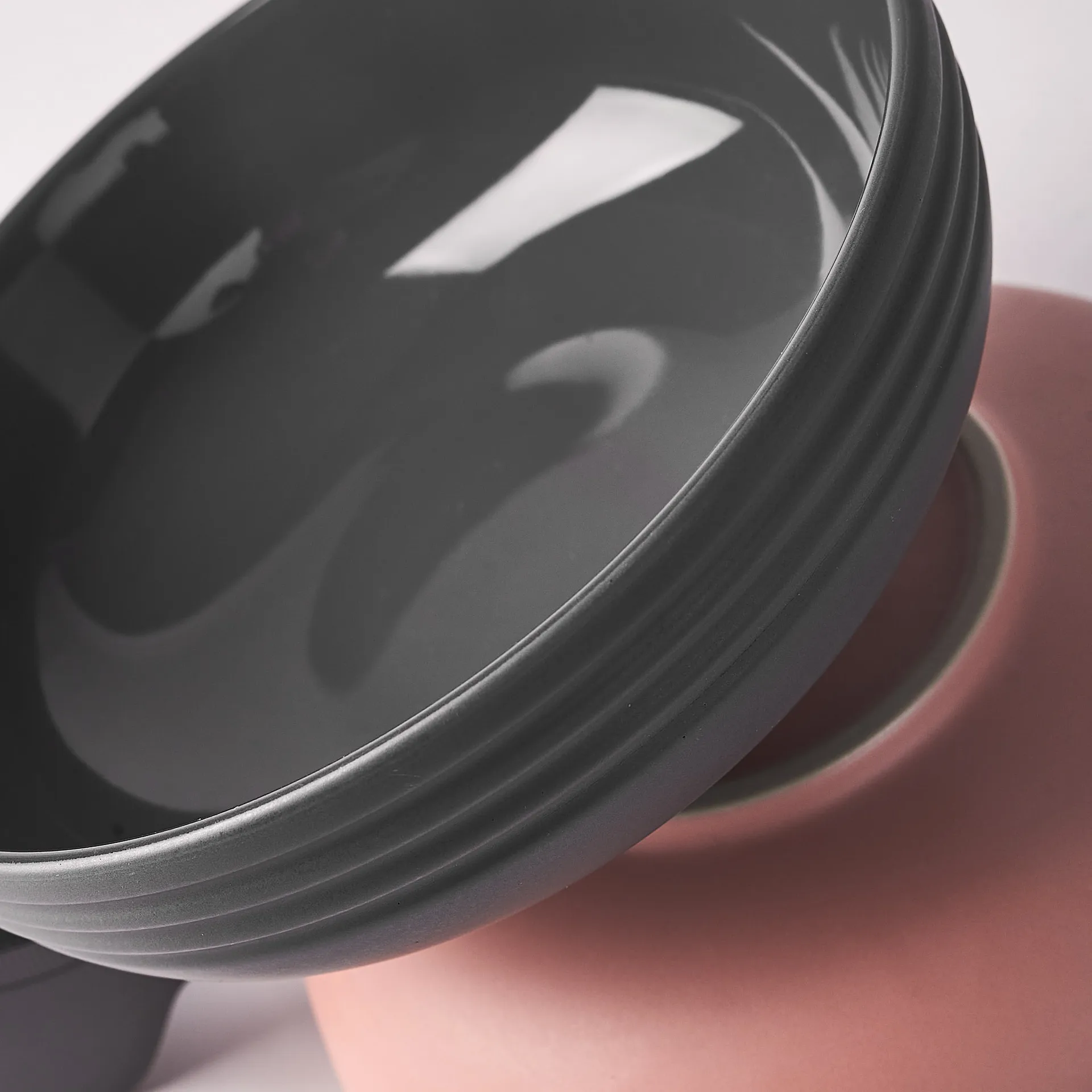 Lines skål Ø16 cm, Mørkegrå NJRD