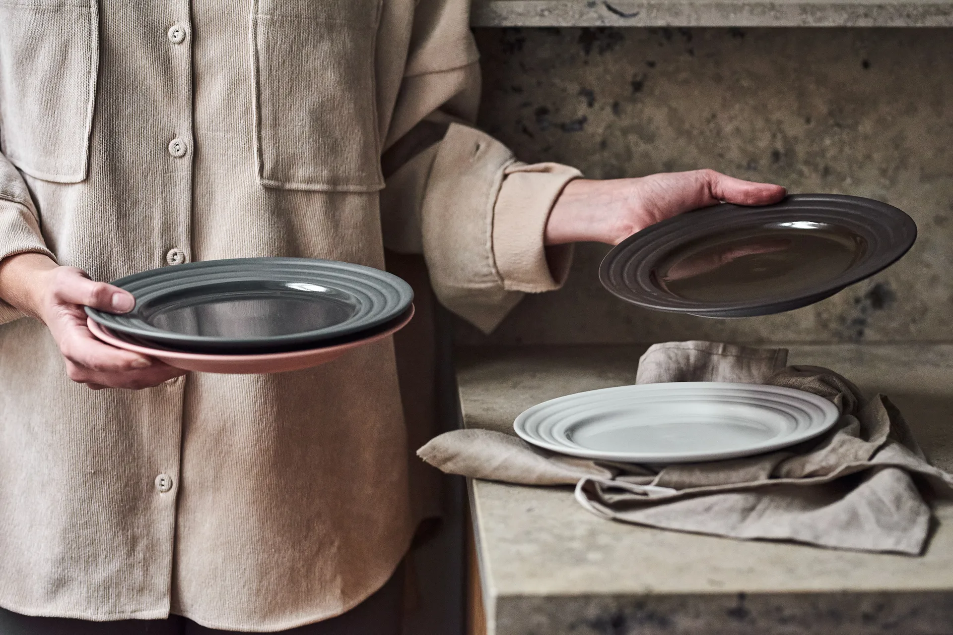 Lines tallerken Ø27 cm, Brun NJRD