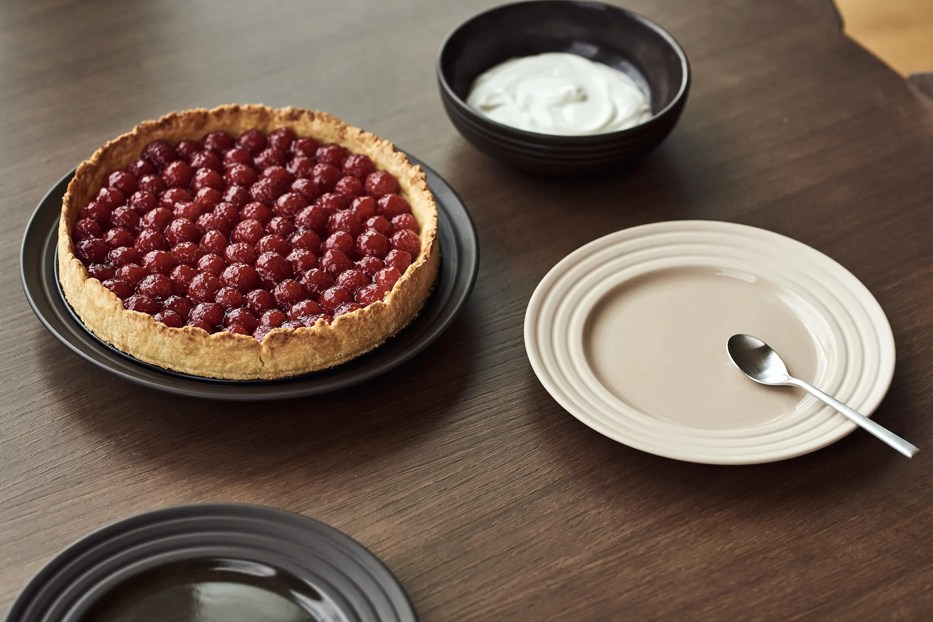 Lines tallerken Ø27 cm, Brun NJRD