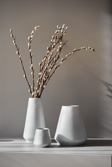 LInes vase 18 cm  - Hvit - NJRD