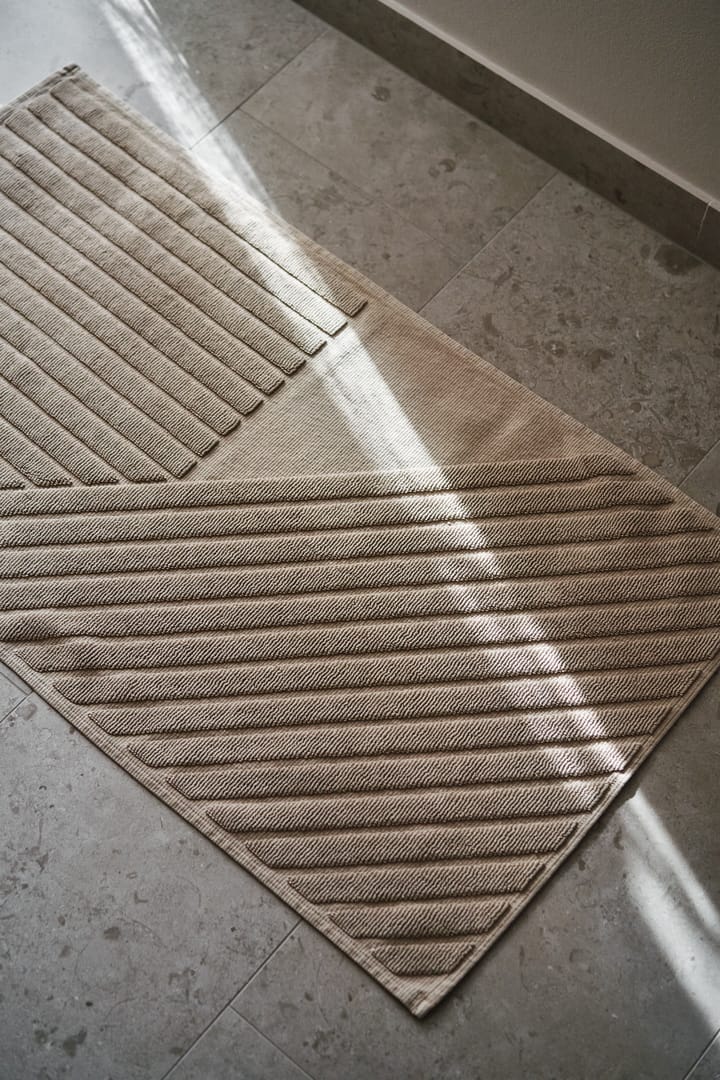 Stripes baderomsmatte 50 x 90 cm , Beige NJRD