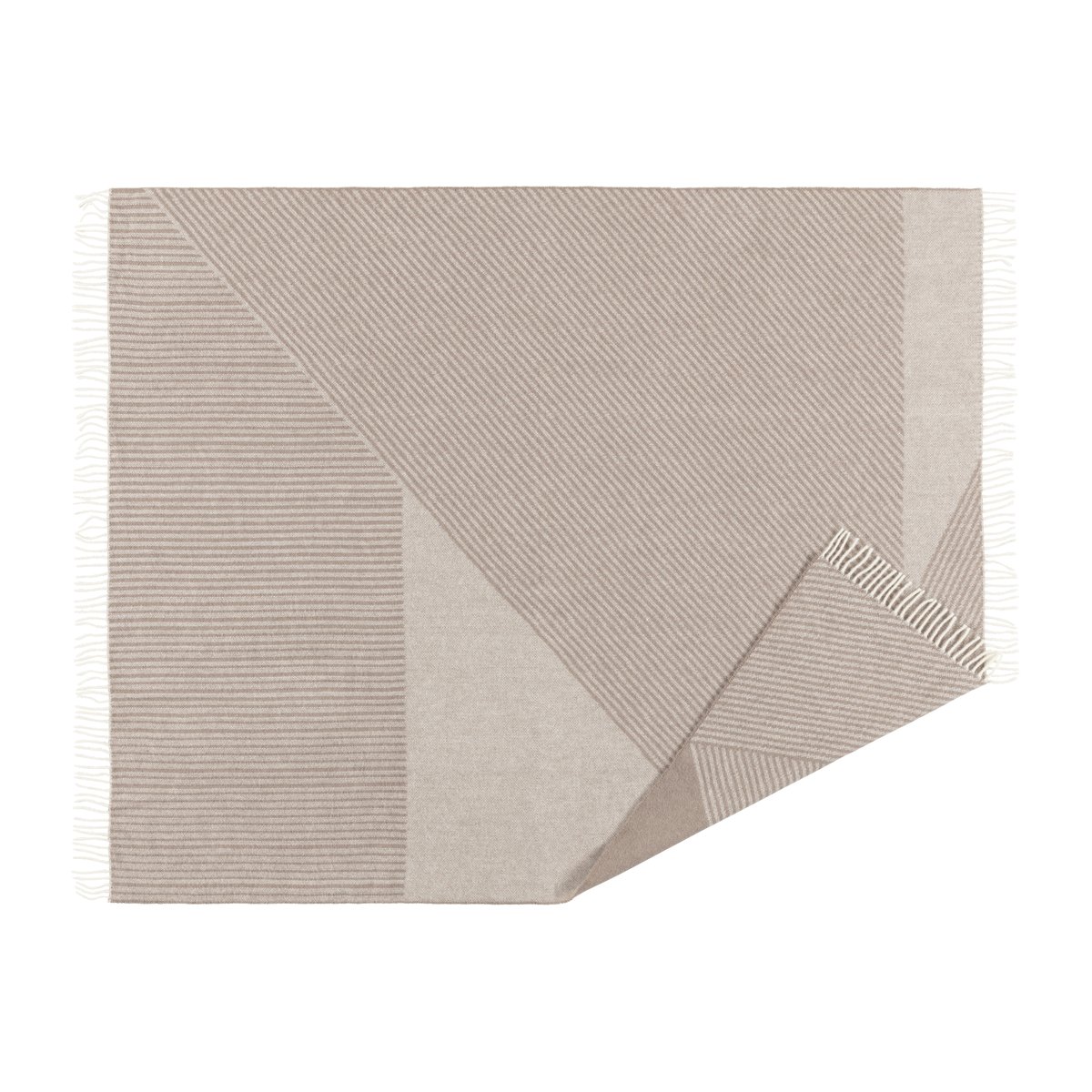 Bilde av NJRD Stripes ullpledd 130 x 185 cm Beige
