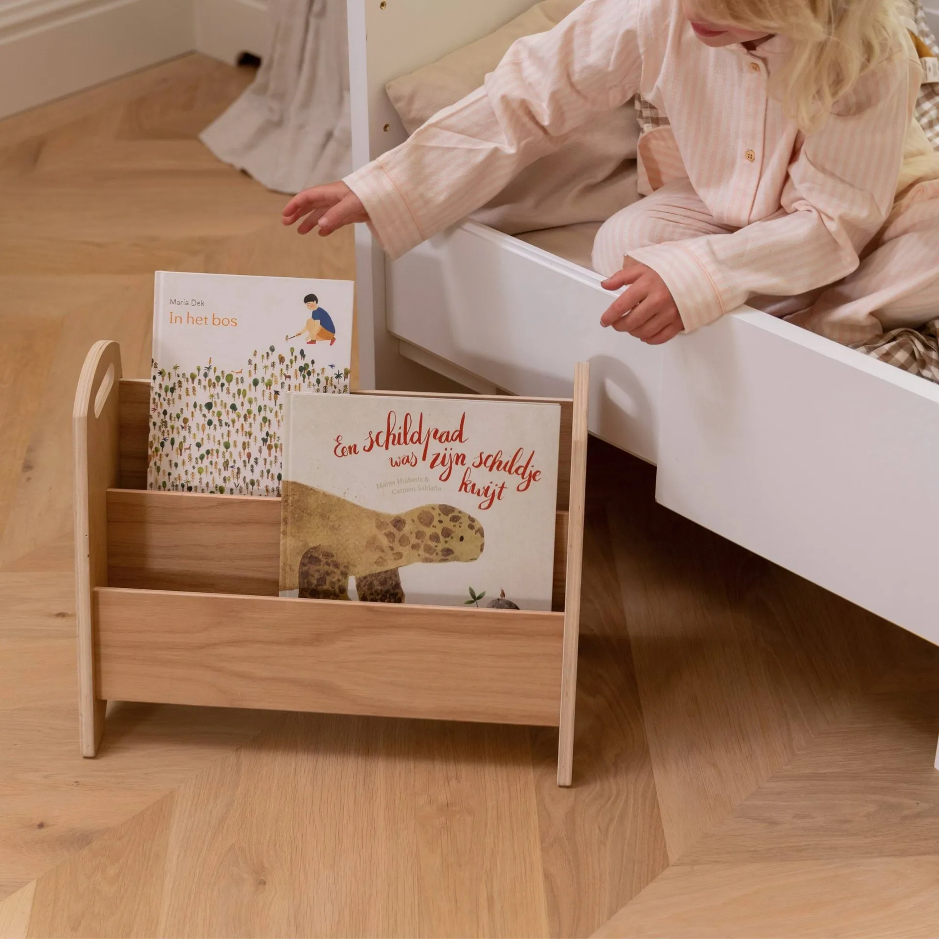 Book Holder bokhylle for barn, Eik Nofred