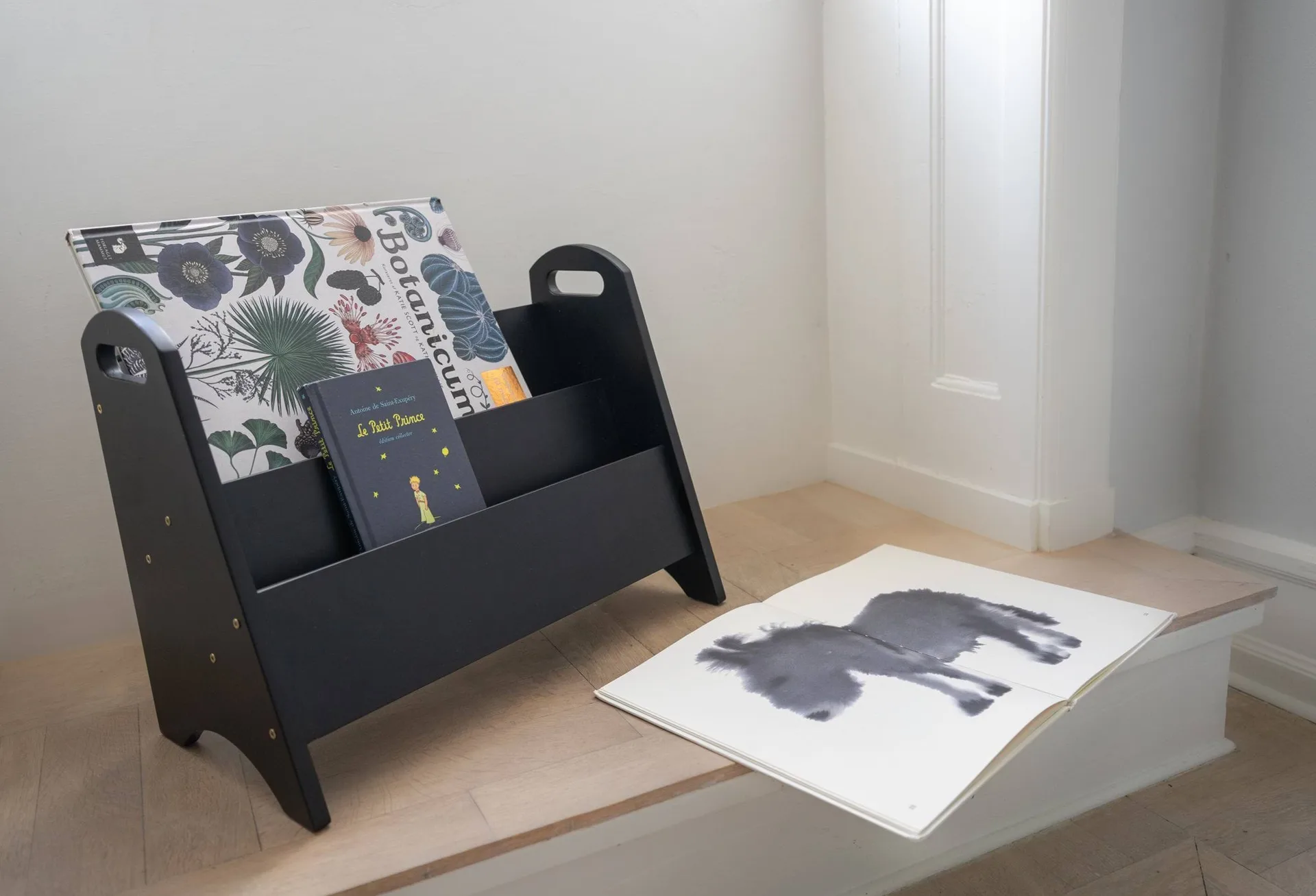 Book Holder bokhylle for barn, Svart Nofred