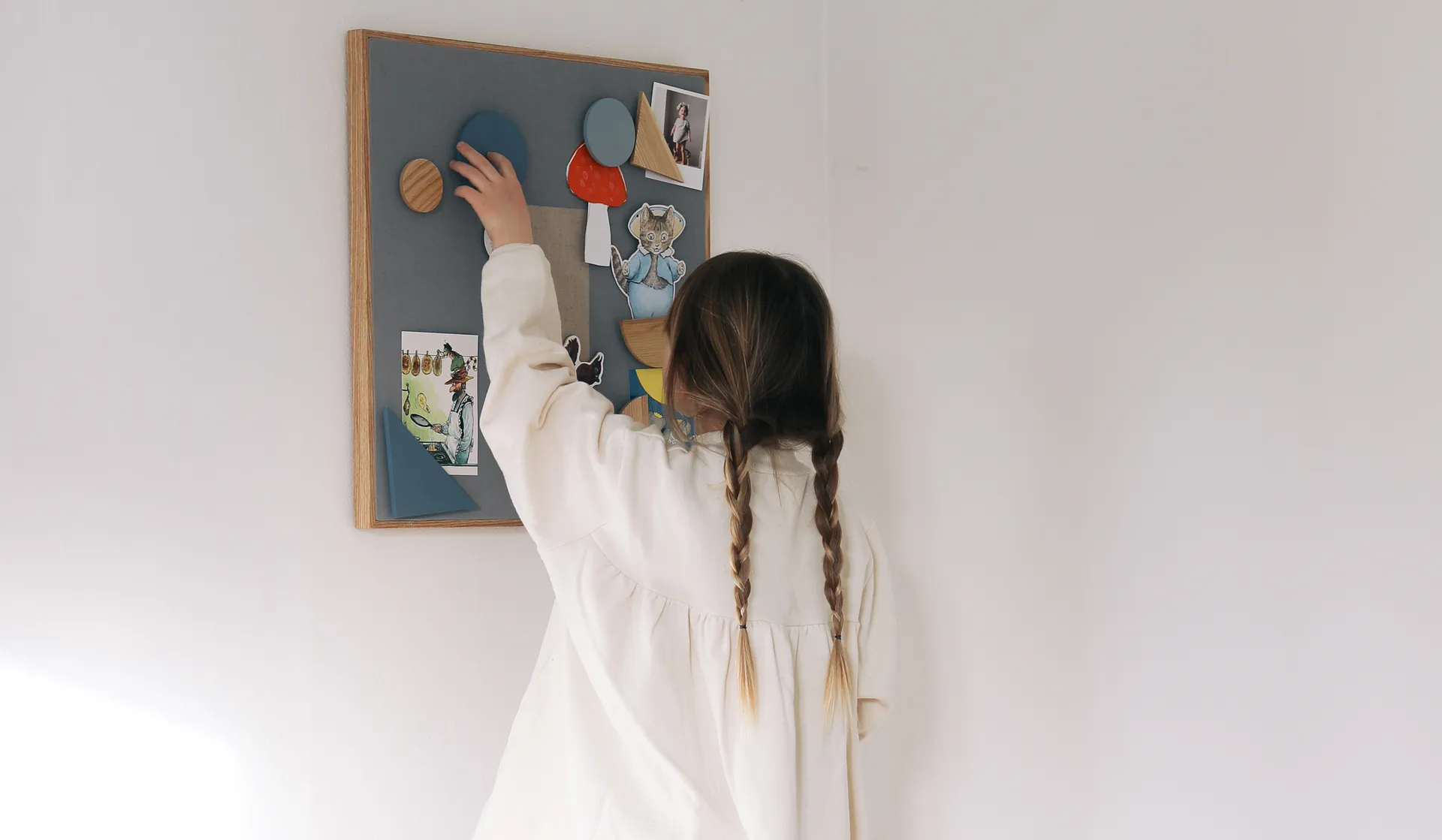 Noticeboard oppslagstavle + 3 magneter, Blå Nofred